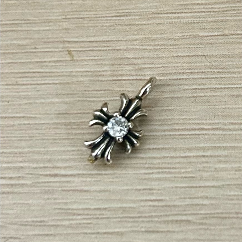 Chrome Hearts–Style Cross Burst Pendant